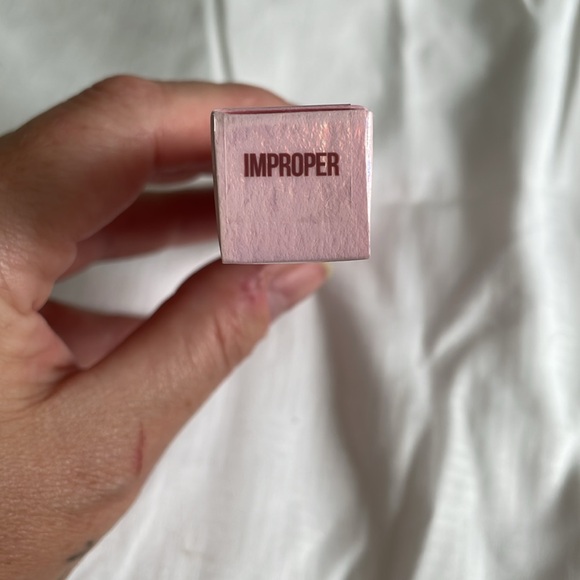 Jeffree Star Supreme Gloss - Improper - Picture 2 of 2